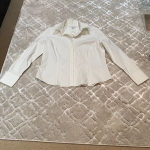 NWT ANNEX CASUAL CORNER STRETCH SPANDEX BUTTON DOWN BLOUSE